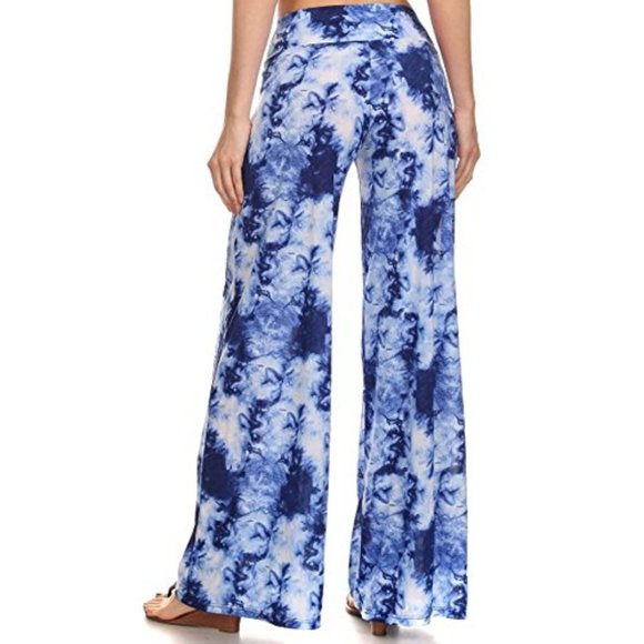 Beautiful Lady's Printed Palazzo Pant - Picture 2 of 3